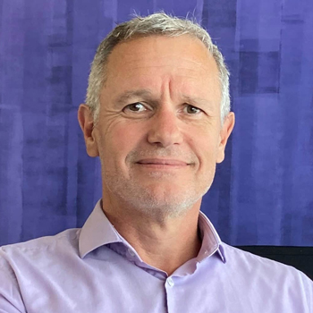 Dr. med. John Schoonbee